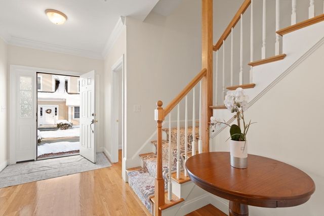 725 Boston Post Rd 12, Sudbury, MA 01776