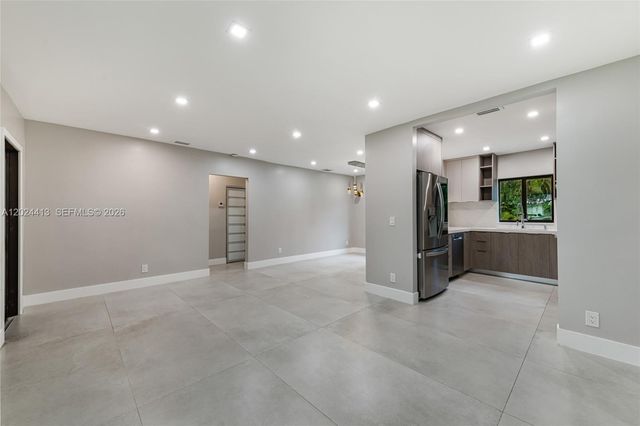 138 NW 106th St main, Miami Shores, FL 33150