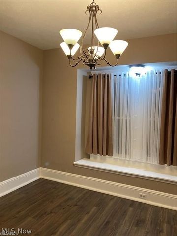 3704 Dawning Avenue, Cleveland, OH 44109