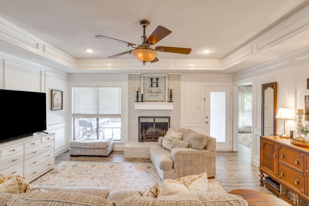 6015 Kenilworth Drive, Arlington, TX 76001 — photo 5