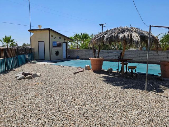 2872 Crystal Lake Avenue, Thermal, CA 92274