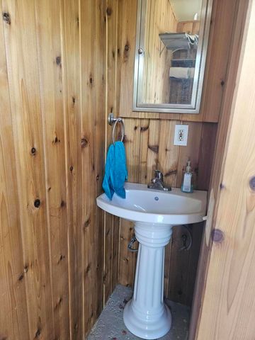 2872 Crystal Lake Avenue, Thermal, CA 92274