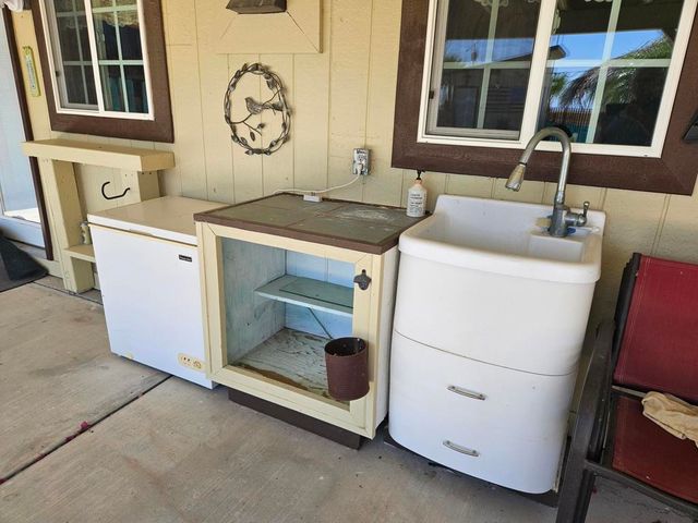 2872 Crystal Lake Avenue, Thermal, CA 92274