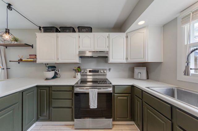 1648 2nd Avenue NE, Rochester, MN 55906