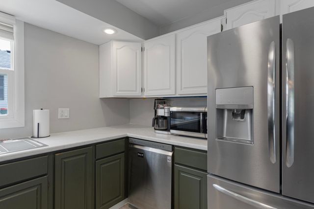 1648 2nd Avenue NE, Rochester, MN 55906