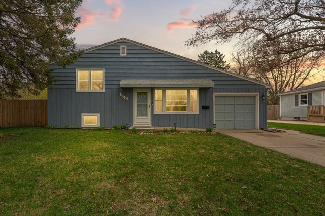 1648 2nd Avenue NE, Rochester, MN 55906