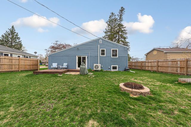 1648 2nd Avenue NE, Rochester, MN 55906