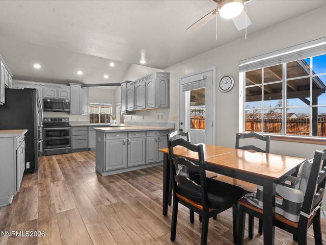 1009 Deena Way, Fallon, NV 89406