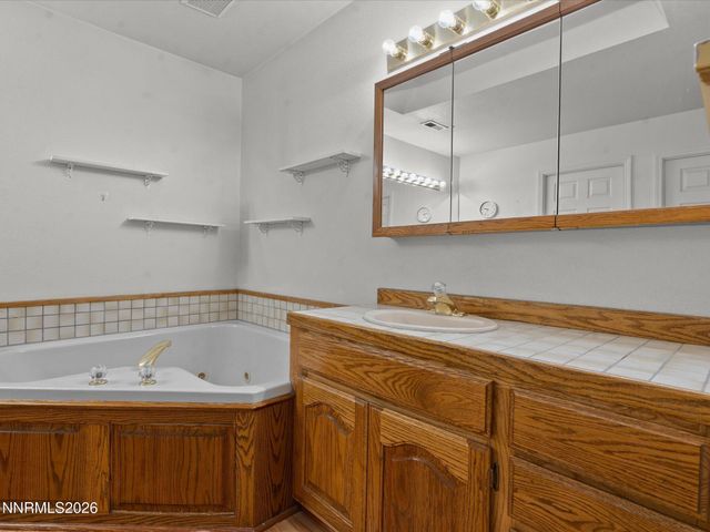 1009 Deena Way, Fallon, NV 89406