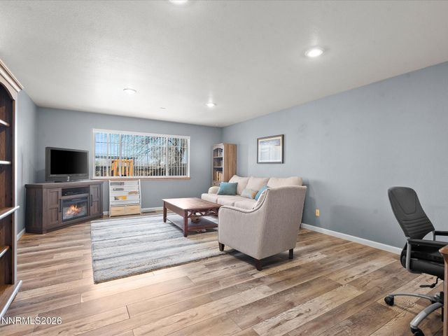 1009 Deena Way, Fallon, NV 89406