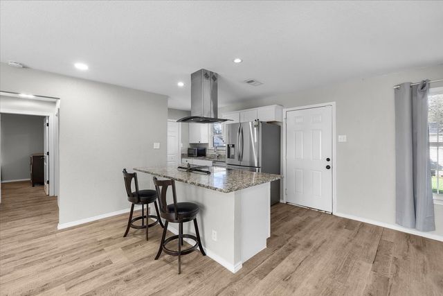 3940 Ryan Avenue, Fort Worth, TX 76110