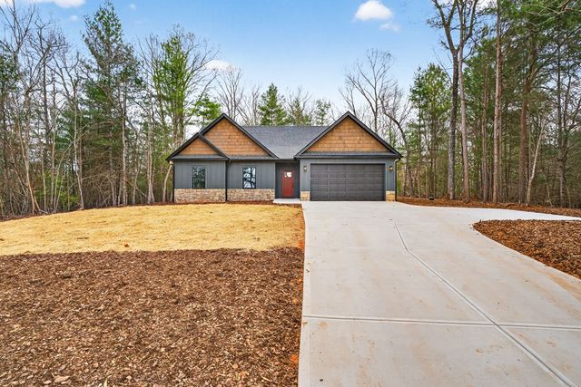 472 Walnut Ridge Lane, Ellijay, GA 30540