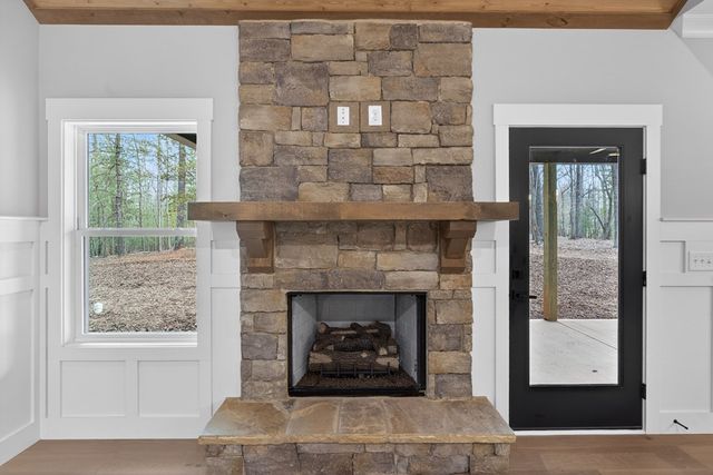 472 Walnut Ridge Lane, Ellijay, GA 30540