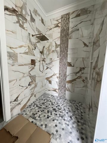 2031 Sarah Lane, Decatur, AL 35603