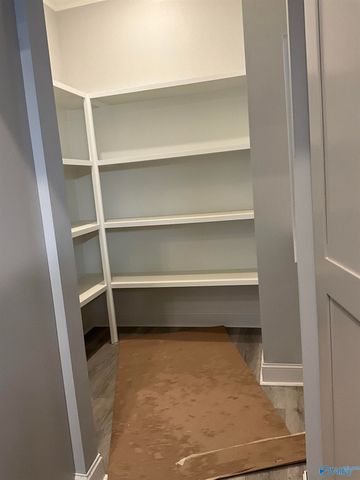 2031 Sarah Lane, Decatur, AL 35603