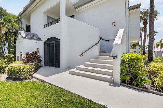 7665 Glendevon Lane 1605, Delray Beach, FL 33446