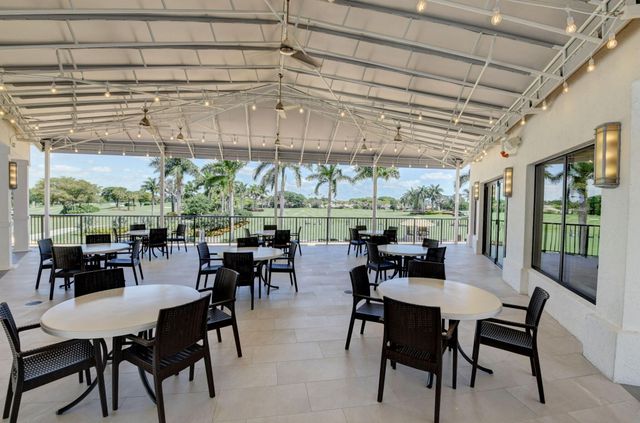 7665 Glendevon Lane 1605, Delray Beach, FL 33446