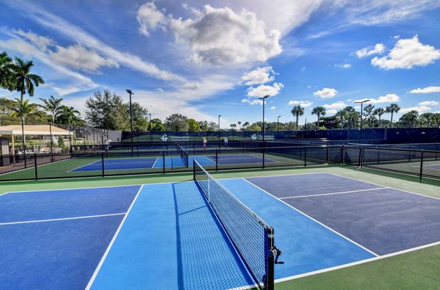 7665 Glendevon Lane 1605, Delray Beach, FL 33446