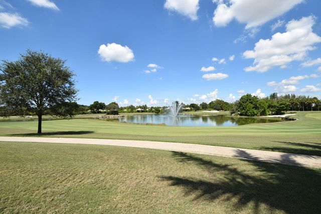 7665 Glendevon Lane 1605, Delray Beach, FL 33446