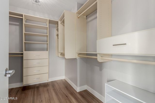 5001 E MITCHELL Drive, Phoenix, AZ 85018