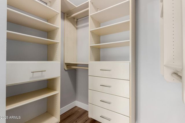 5001 E MITCHELL Drive, Phoenix, AZ 85018