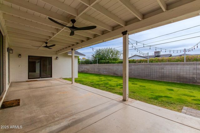 5001 E MITCHELL Drive, Phoenix, AZ 85018