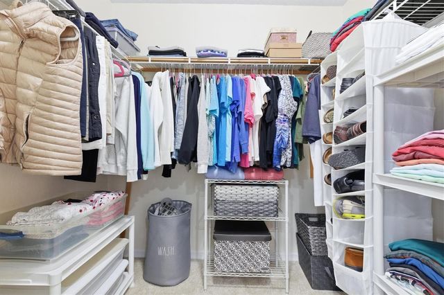 716 WOODMONT DRIVE, Tarpon Springs, FL 34689