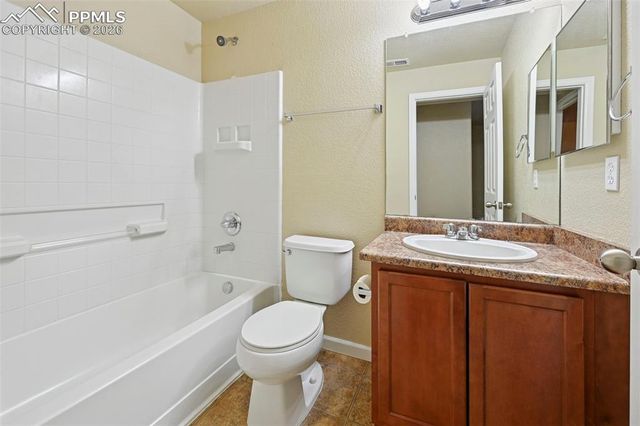 10355 Desert Bloom Way, Colorado Springs, CO 80925