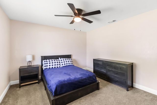 1574 5th Ave, Olivehurst, CA 95961