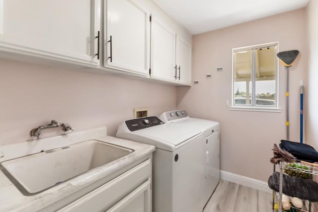 1574 5th Ave, Olivehurst, CA 95961