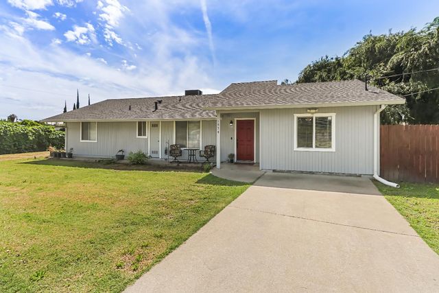 1574 5th Ave, Olivehurst, CA 95961