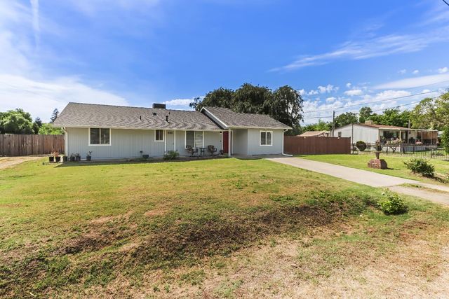 1574 5th Ave, Olivehurst, CA 95961