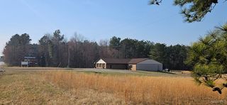 302 W Colonial Trail Hwy, Blackstone, VA 23824