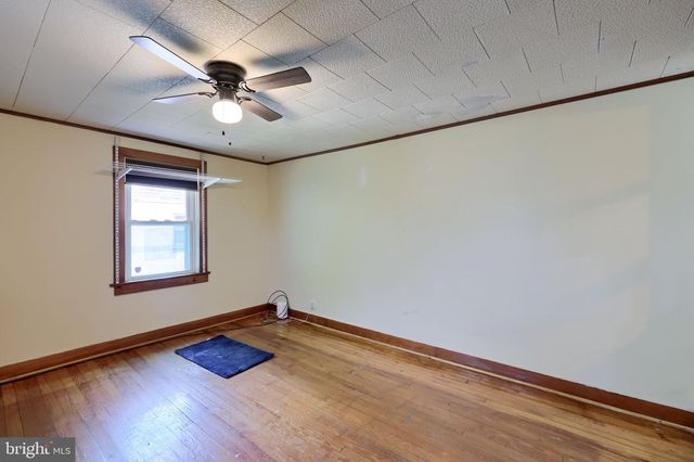 429 N PLEASANT AVE, Dallastown, PA 17313