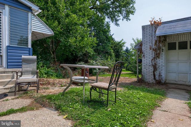 429 N PLEASANT AVE, Dallastown, PA 17313