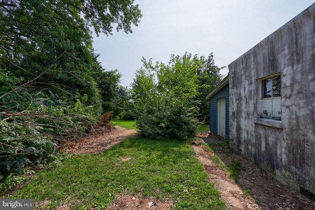 429 N PLEASANT AVE, Dallastown, PA 17313