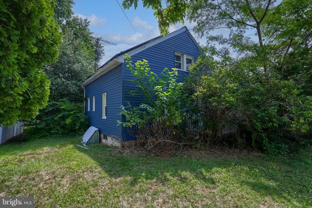 429 N PLEASANT AVE, Dallastown, PA 17313