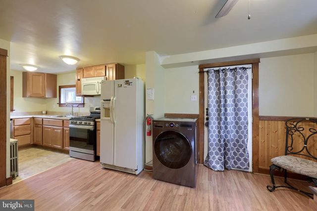 429 N PLEASANT AVE, Dallastown, PA 17313