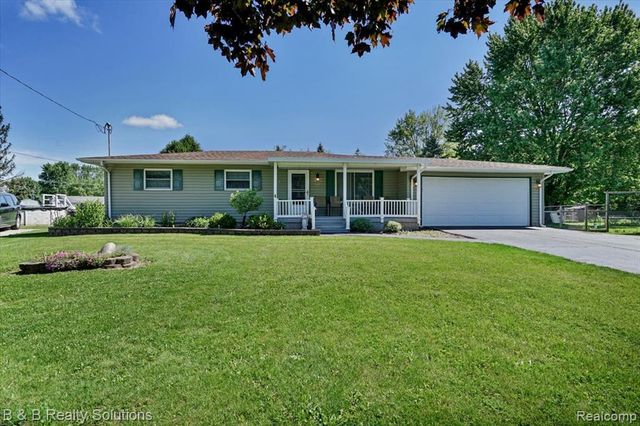 6229 Cold Spring Trail, Grand Blanc, MI 48439