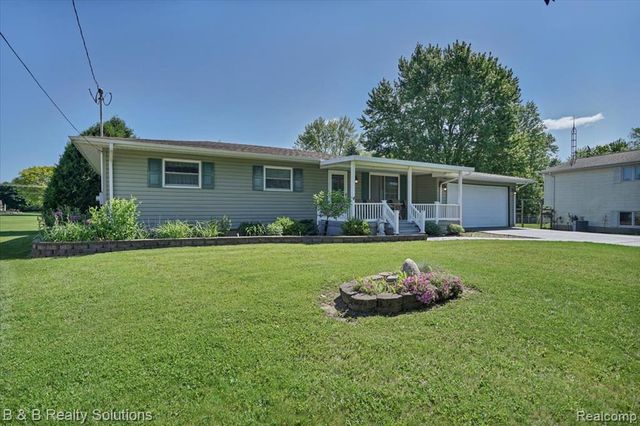 6229 Cold Spring Trail, Grand Blanc, MI 48439