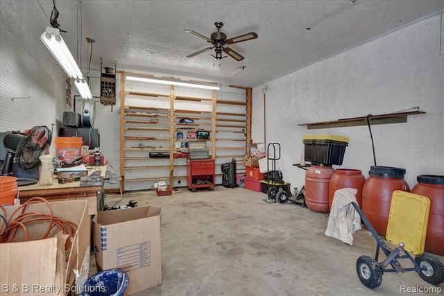 6229 Cold Spring Trail, Grand Blanc, MI 48439