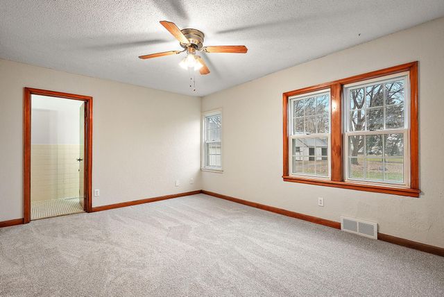 15717 Clayton Avenue E, Rosemount, MN 55068