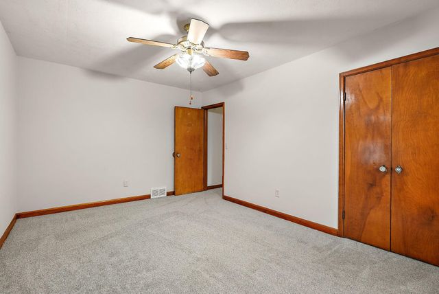 15717 Clayton Avenue E, Rosemount, MN 55068