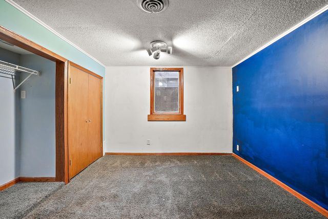 15717 Clayton Avenue E, Rosemount, MN 55068