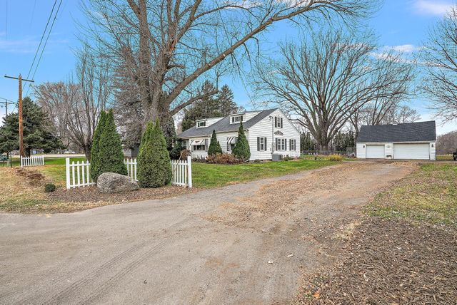 15717 Clayton Avenue E, Rosemount, MN 55068