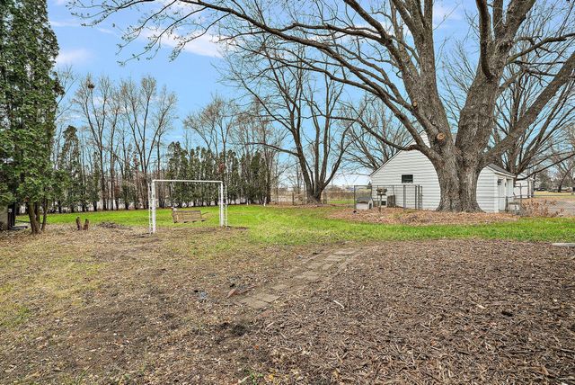 15717 Clayton Avenue E, Rosemount, MN 55068