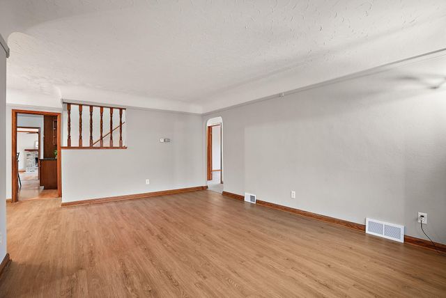 15717 Clayton Avenue E, Rosemount, MN 55068