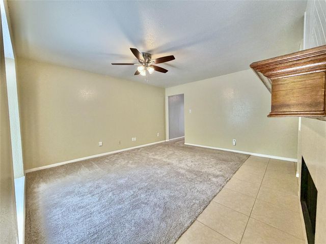 2103 Place Rebecca Lane D10, Houston, TX 77090