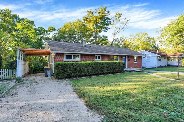 2612 E Dekist Street, Bloomington, IN 47408
