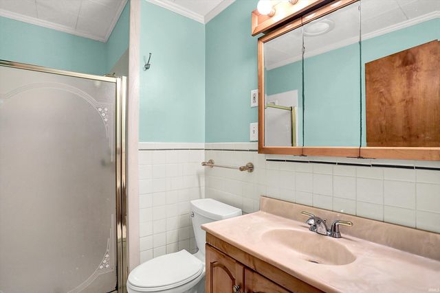 2612 E Dekist Street, Bloomington, IN 47408